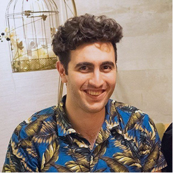 آرش ماری‌اوریاد