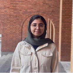 آیناز رحمانی